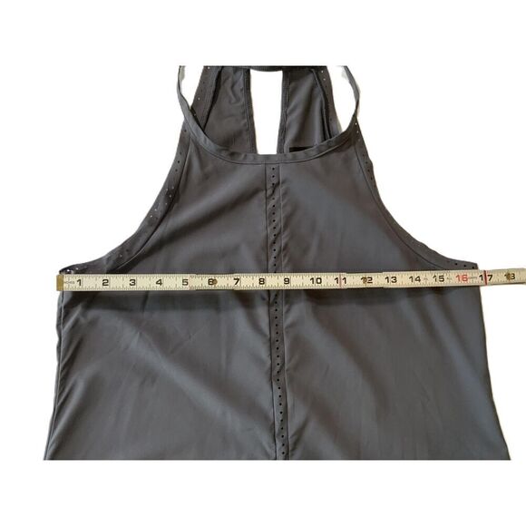 SKORO Gray Sleeveless High Neck Button Front Detail Tank Top Size Small - Picture 14 of 15